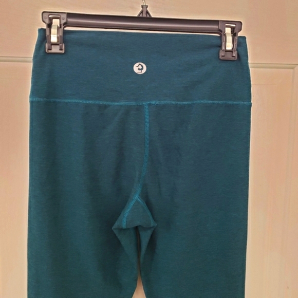 Scorpio Sol Heathered Green Leggings size Small - Picture 4 of 8
